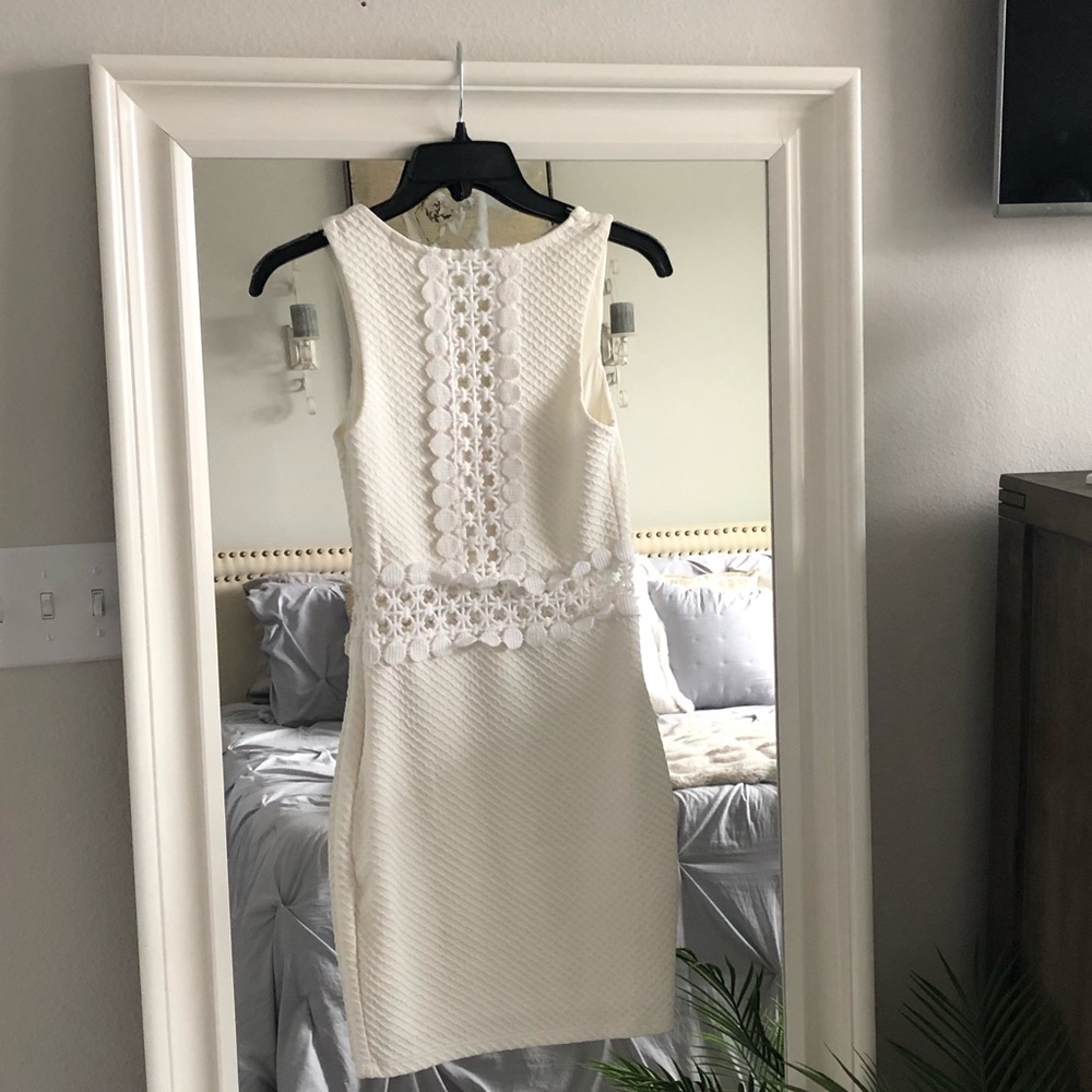 White dress SZ S - Picture 11 of 12